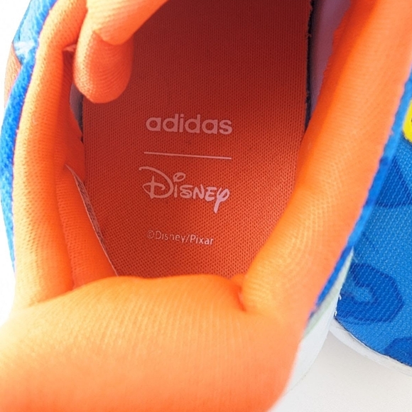 Adidas x Disney Pixar Racer TR21 Sneakers Donald Duck Football Shoes - Picture 5 of 11